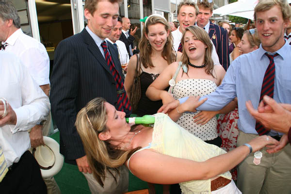 Henley 06 (220)